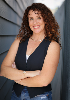 HeidiStevenson_CompanyPagePhoto