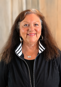 VickieHonzel_Preferred_Headshot_2026